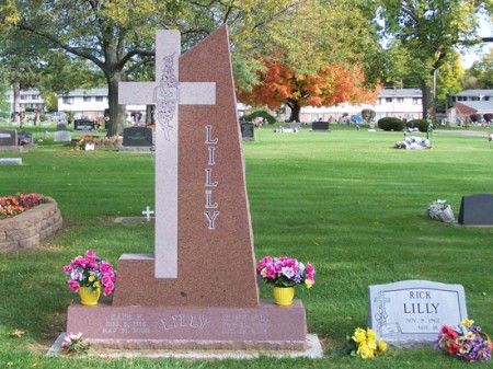lilly-cross-monument